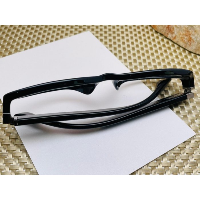 全新正品~FENDI 平光鏡框/眼鏡 純黑色 高級記憶樹脂 輕復古風 全配 議價勿擾-細節圖3