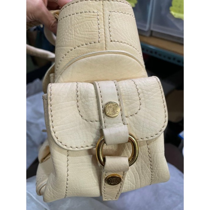85成新~CELINE 奶黃色荔枝紋全牛皮波奇包/手提包 經典Boogie 真皮手工縫作 分層多-細節圖8