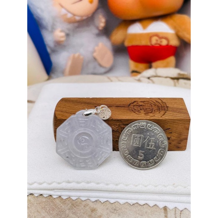 天然A貨緬甸玉 高冰黑冰太極小八卦翡翠玉墜 晶透冰烏雞全化透手正冰料 配戴輕巧無壓力-細節圖2