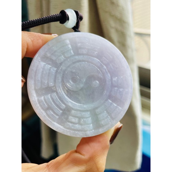 天然A貨緬甸玉 冰潤粉春彩太上老君急急如律令翡翠八卦玉牌 細肉過底粉紫綠 色滿厚實鐲心一開 有分量請留意尺寸-細節圖2