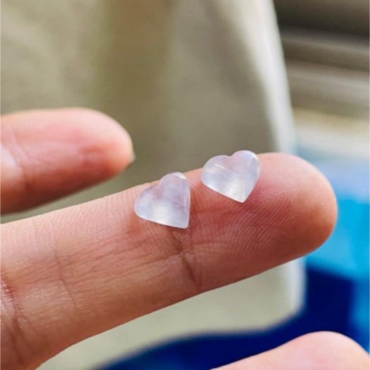 天然A貨緬甸玉 放光 冰玻白月光心形蛋面翡翠裸石(一對) 冰透起剛光 形狀飽滿 高端鑲嵌-細節圖2