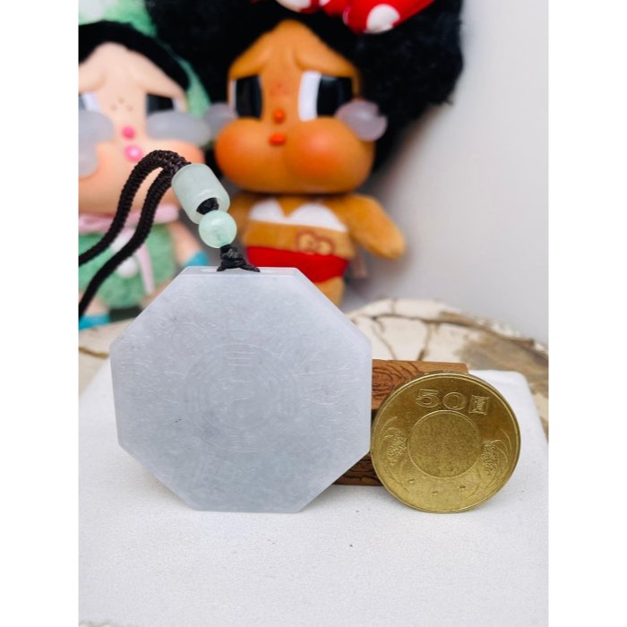 天然A貨緬甸玉 冰烏雞雙面雕陰陽八卦翡翠玉牌 烏雞全化白底帶芝麻點 一面先天 一面方位及卦名-細節圖8