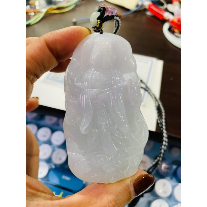 天然A貨緬甸玉 冰亮春彩雙面精工獨家版天上聖母/提燈媽祖翡翠佛牌 厚庄膠底妝 勻稱粉紫綠滿色 千順護航祖廟加持 精緻雙拋-細節圖10