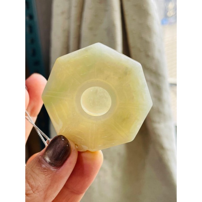 天然A貨緬甸玉 冰潤金黃雙彩太極大八卦翡翠玉墜 起冰油亮黃霧滿色 帶冰潤雪梨肉夾綠絲-細節圖6