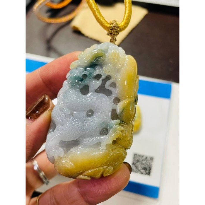 天然A貨緬甸玉 冰潤橙黃三彩手工環繞巧雕好運龍來翡翠龍牌 油亮橙黃霧滿滿包覆白冰俏藍花 色鮮亮乾淨-細節圖10