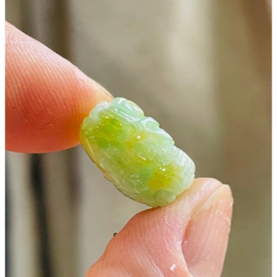 天然A貨緬甸玉 冰潤黃加綠三彩手工360度環繞微雕一條龍翡翠小龍珠 橙黃粉綠 白綠黃過渡色分明鮮亮-細節圖5