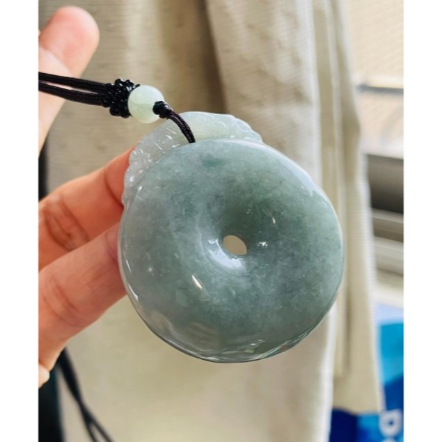 天然A貨緬甸玉 冰潤油青上山虎翡翠虎牌 冰膠透光淺色油青滿色 肥厚飽滿平安扣牌形-細節圖3