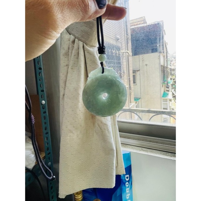 天然A貨緬甸玉 冰潤油青上山虎翡翠虎牌 冰膠透光淺色油青滿色 肥厚飽滿平安扣牌形-細節圖8