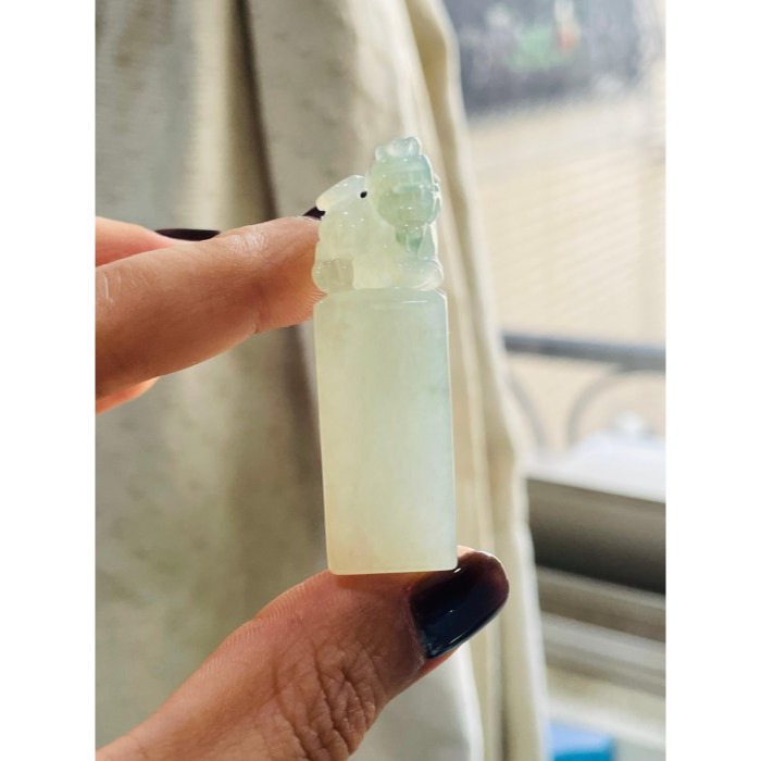 天然A貨緬甸玉 冰飄花手工雕錢來貔貅翡翠印章/私章/方印 冰膠瑪瑙底乾淨無棉好水頭 背馱古錢 財氣沖天-細節圖2