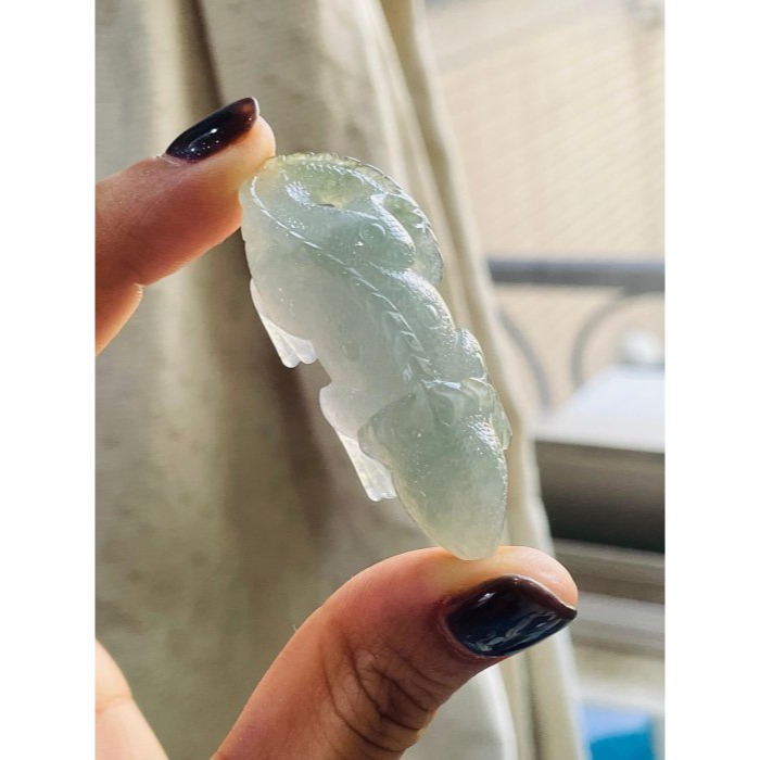 天然A貨緬甸玉 冰晴綠手工雕吸金千億翡翠玉墜 起冰晶透水頭 手工全立體巧雕可愛蜥蜴-細節圖7