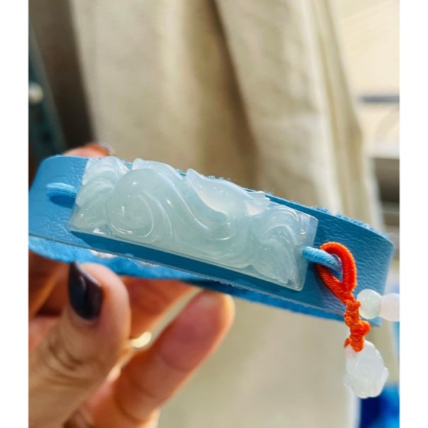 天然A貨緬甸玉 老坑藍綠九尾狐狸翡翠手牌 手圍無限 冰膠瑪瑙底庄 滿色起光感 線條立體唯美-細節圖4