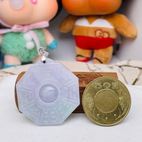 天然A貨緬甸玉 冰潤櫻花紫俏綠太極八卦翡翠玉墜 起冰過底粉紫 色淡粉嫩好水頭 易配戴大小-細節圖3
