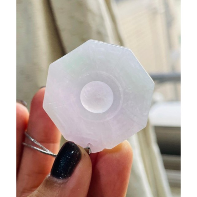 天然A貨緬甸玉 冰潤櫻花紫俏綠太極八卦翡翠玉墜 起冰過底粉紫 色淡粉嫩好水頭 易配戴大小-細節圖6