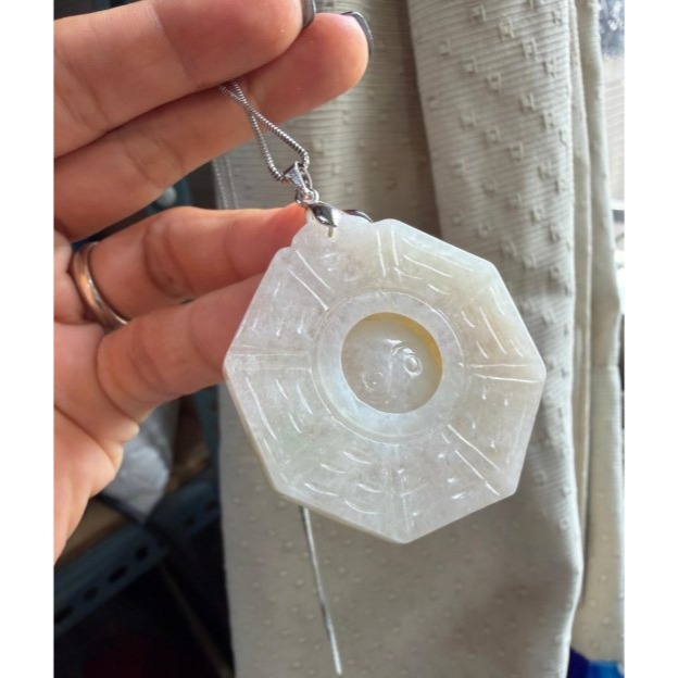 天然A貨緬甸玉 冰潤金黃雙彩太極八卦翡翠玉墜 起冰油黃霧層 包覆雪梨肉 油亮光澤帶冰感油度佳-細節圖2