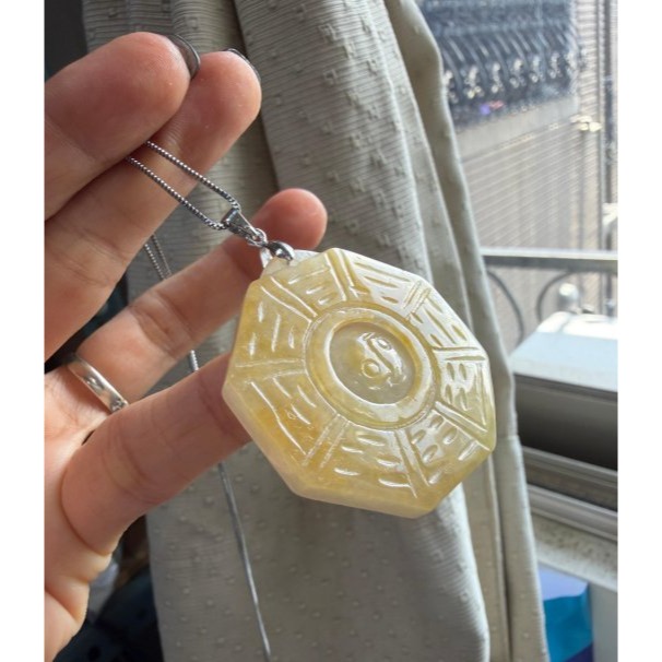 天然A貨緬甸玉 冰潤金黃雙彩太極八卦翡翠玉墜 起冰油黃霧層 包覆雪梨肉 油亮光澤帶冰感油度佳-細節圖4