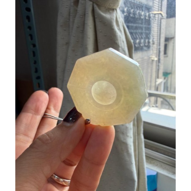 天然A貨緬甸玉 冰潤金黃雙彩太極八卦翡翠玉墜 起冰油黃霧層 包覆雪梨肉 油亮光澤帶冰感油度佳-細節圖6