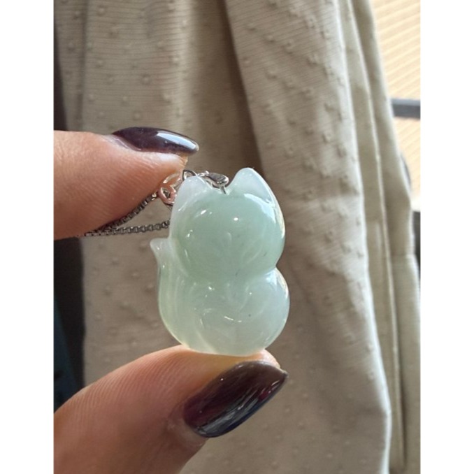 天然A貨緬甸玉 冰潤飄花小狐仙翡翠玉墜 冰潤底庄 大抹綠花前後點綴 小小的型飽滿 易配戴大小-細節圖5
