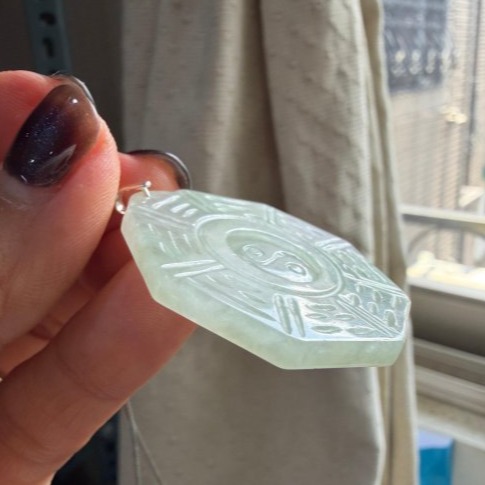 天然A貨緬甸玉 冰潤晴綠太極八卦翡翠玉墜 帶冰過底粉綠帶一抹淡紫 整塊帶色透字影 易配戴大小-細節圖5