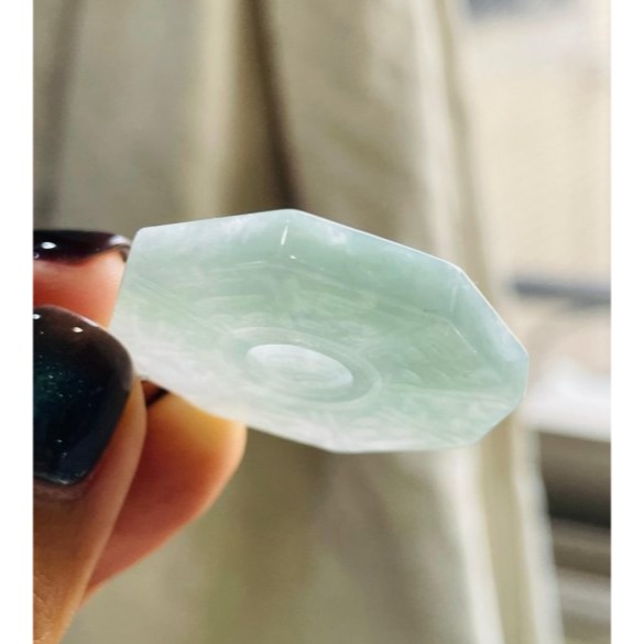 天然A貨緬甸玉 冰潤果綠太極八卦翡翠玉墜 帶冰過底粉綠底色 色亮鮮明透手影 易配戴大小-細節圖6