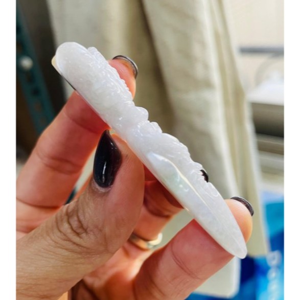 天然A貨緬甸玉 冰潤煙紫三彩金剛杵/降魔杵翡翠玉墜/掛件 滿煙紫底色 粉綠蜜黃添彩 厚庄立體雕工-細節圖4