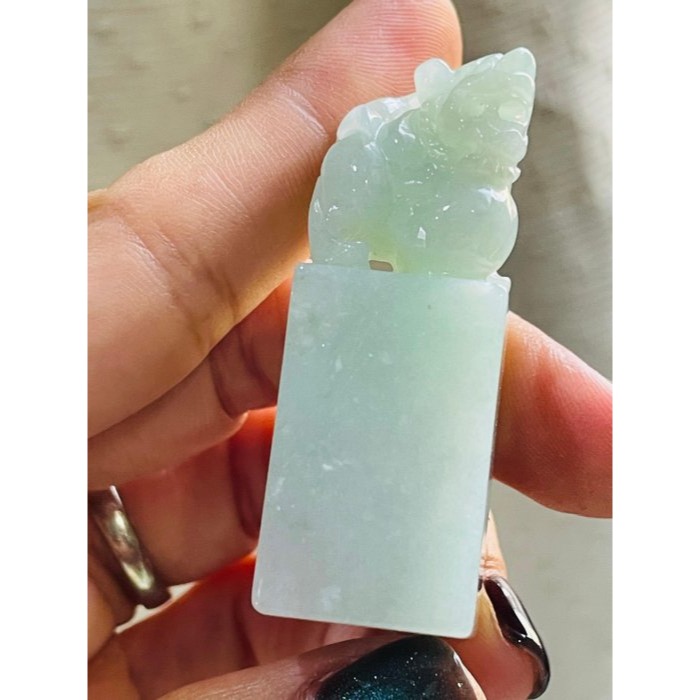 天然A貨緬甸玉 冰潤果綠手工雕踩球貔貅翡翠印章/方印/對印(一對) 起冰粉綠滿底色 招財進寶有求必應-細節圖3