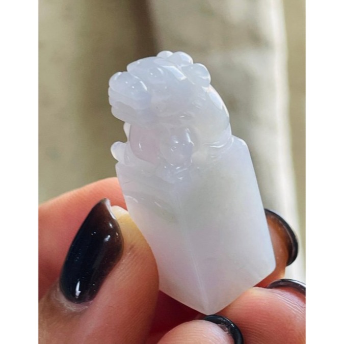天然A貨緬甸玉 膠潤淡粉紫貔貅寶寶翡翠小印章/小私章/正方印 底庄膠潤 淡粉綠底色 超可愛貔貅 1.2公分印體-細節圖5