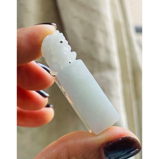 天然A貨緬甸玉 老坑藍綠滿色手工雕錢來貔貅翡翠印章/私章/方印 過底勻稱滿底色 福氣大頭 背馱銅錢 吞財不漏-細節圖3