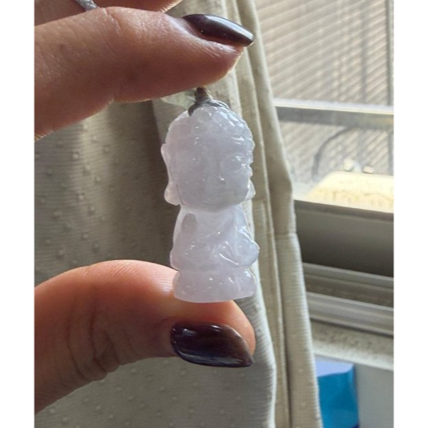 天然A貨緬甸玉 冰潤淡紫全立體Q版阿彌陀佛翡翠小佛墜 晶透好水頭 過底滿色粉粉紫 法像清晰-細節圖7