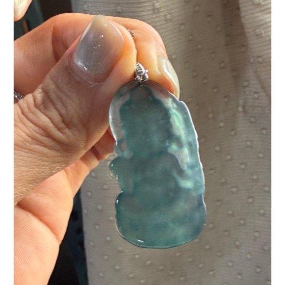 天然A貨翡翠 冰玻危藍精工雕不動明王翡翠小佛牌 晶透滿綠透字冰種瓜料 精開Q版俏皮法像-細節圖6