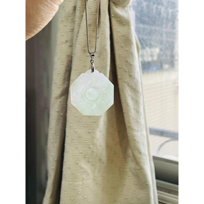 天然A貨緬甸玉 冰潤果綠俏紫太極八卦翡翠玉墜 帶冰過底粉綠帶淡紫 綠亮紫淡 易配戴大小-細節圖8