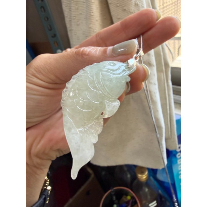 天然A貨緬甸玉 冰雪梨黃立體精雕年年有魚富足安康翡翠玉墜 冰梨黃透綠 雕工精巧靈動 形飽滿-細節圖3