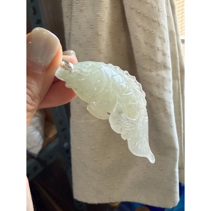 天然A貨緬甸玉 冰雪梨黃立體精雕年年有魚富足安康翡翠玉墜 冰梨黃透綠 雕工精巧靈動 形飽滿-細節圖4