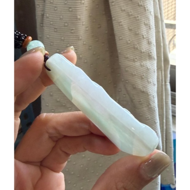 天然A貨緬甸玉 細潤粉春彩悠然自得翡翠山水牌 透光乾淨細肉 粉嫩紫綠底色 透手影一刀切方正牌形-細節圖4