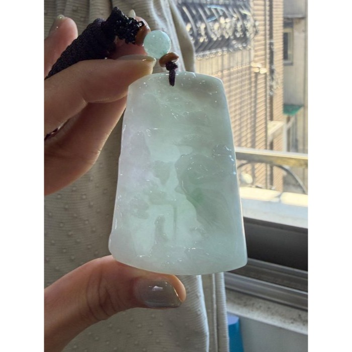 天然A貨緬甸玉 細潤粉春彩悠然自得翡翠山水牌 透光乾淨細肉 粉嫩紫綠底色 透手影一刀切方正牌形-細節圖7