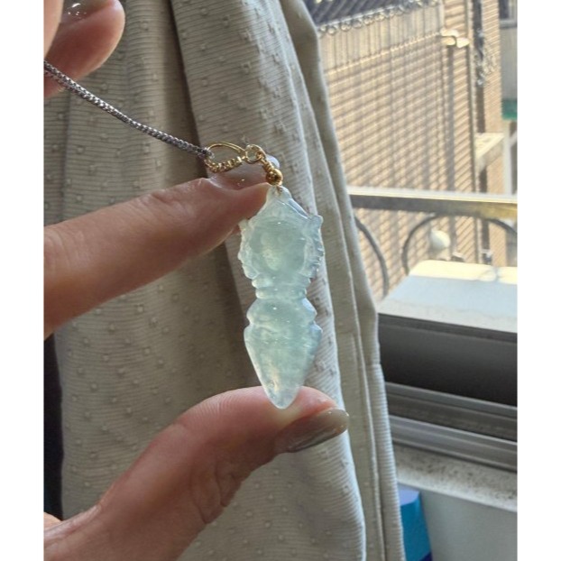 天然A貨緬甸玉 冰種晴綠巧雕降魔杵/金剛杵翡翠玉墜 老坑起光滿綠底色 色正色純 透手好水頭-細節圖7