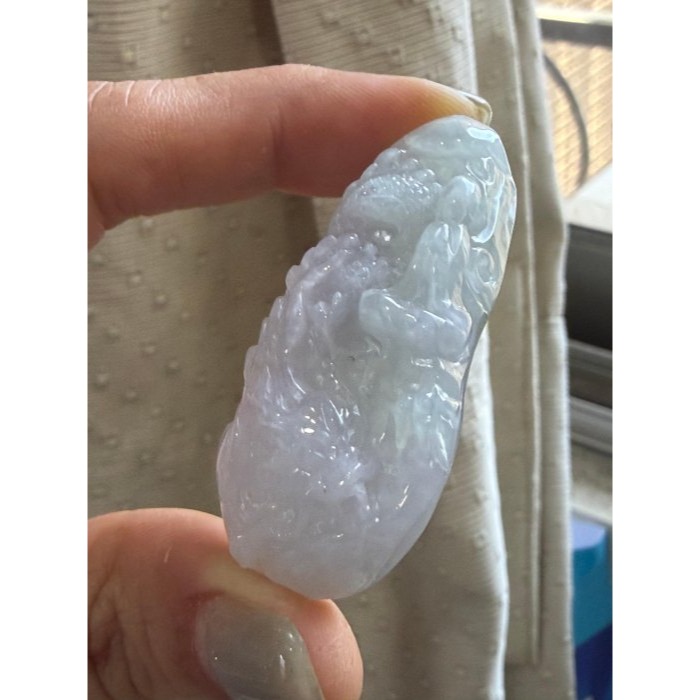 天然A貨緬甸玉 冰晴俏紫御龍觀音翡翠佛牌 冰晴綠底色 亮紫增彩 無相觀音乘霸氣穿雲龍-細節圖2