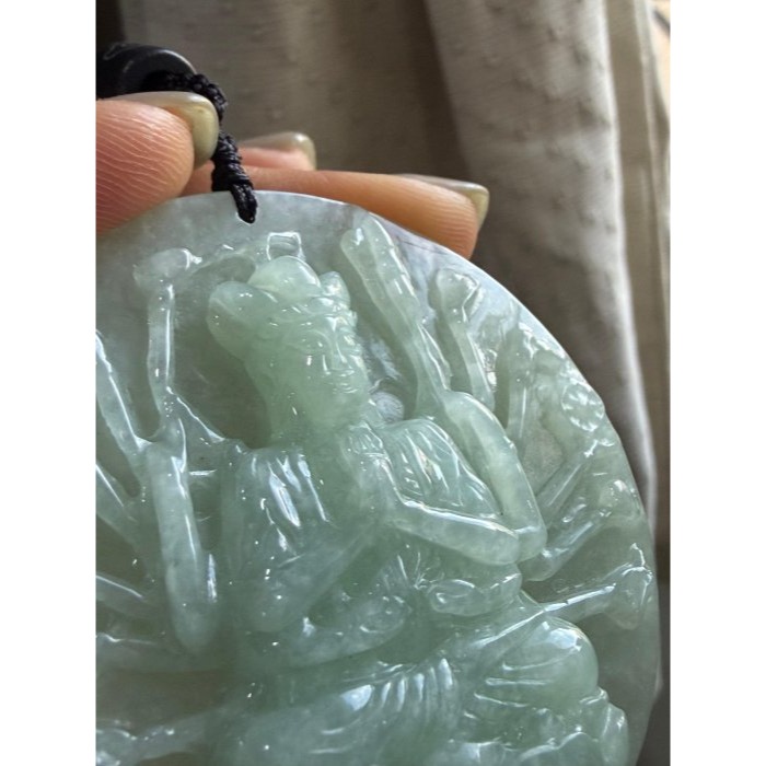 天然A貨緬甸玉 冰潤果綠準提菩薩/十八臂佛母翡翠佛牌 厚庄完美鐲心一開 色滿勻稱 立體莊嚴-細節圖2