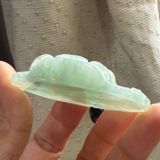 天然A貨緬甸玉 冰潤果綠準提菩薩/十八臂佛母翡翠佛牌 厚庄完美鐲心一開 色滿勻稱 立體莊嚴-細節圖5