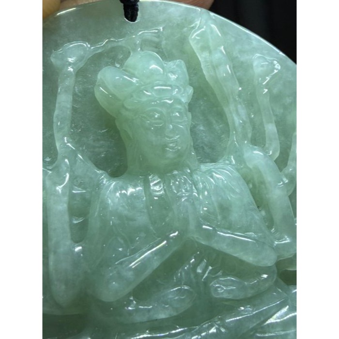 天然A貨緬甸玉 冰潤果綠準提菩薩/十八臂佛母翡翠佛牌 厚庄完美鐲心一開 色滿勻稱 立體莊嚴-細節圖9