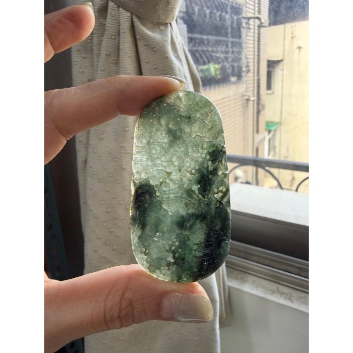 圈粉結緣價~天然A貨緬甸玉 冰飄藍花意境雕貴人提攜翡翠山水牌 滿滿過底大抹藍花 灑金添彩 易配大小-細節圖3