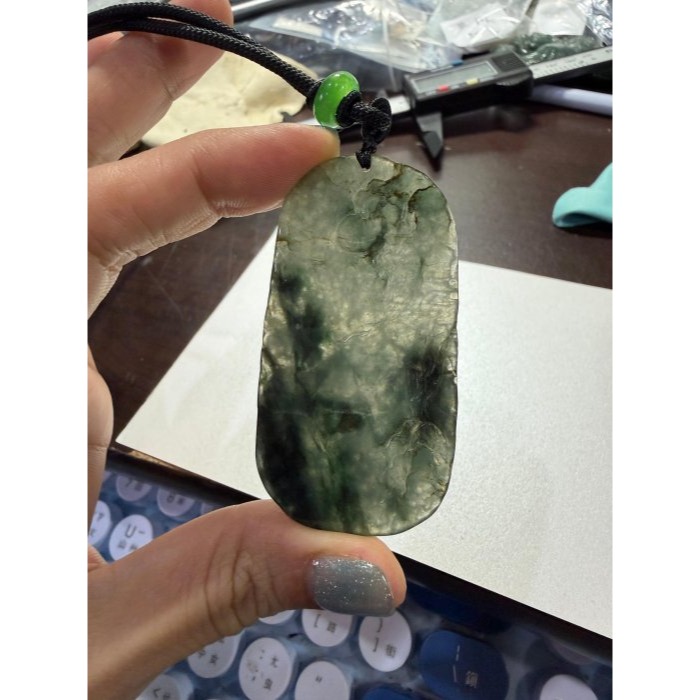 圈粉結緣價~天然A貨緬甸玉 冰飄藍花意境雕貴人提攜翡翠山水牌 滿滿過底大抹藍花 灑金添彩 易配大小-細節圖9