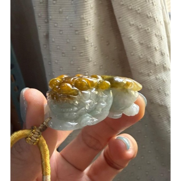 天然A貨緬甸玉 老坑黃加綠手工俏色黃金貔貅翡翠玉墜 金光覆身鴻運當頭 雙彩分明 老熟油潤光澤-細節圖6
