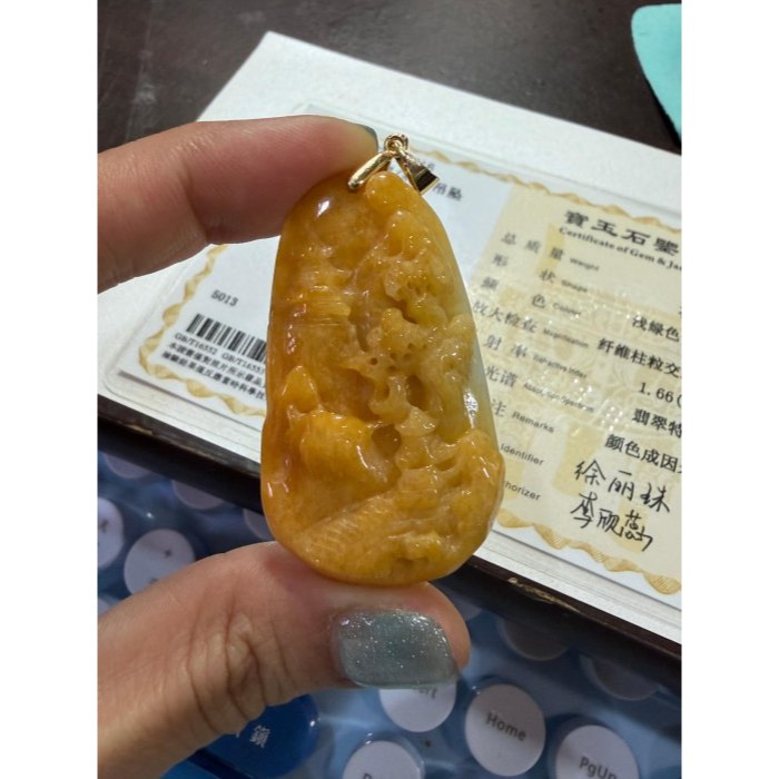 天然A貨緬甸玉 油潤橙黃雙彩金運亨通翡翠山水牌 成色飽和黃霧層 金光颯颯厚且透光 大小易配戴-細節圖9