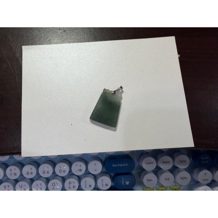 天然A貨緬甸玉 冰膠老油青無事牌翡翠玉墜 底庄冰膠 帶色有厚度透手影 大小易配戴-細節圖10