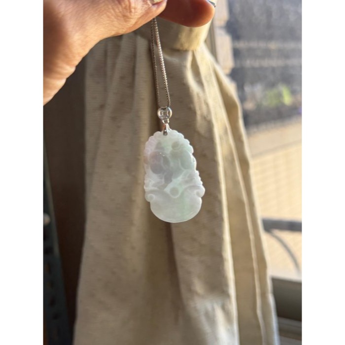 天然A貨緬甸玉 細潤亮春彩家肥屋潤翡翠玉墜 滿色粉紫綠雕小福豬 聚寶盆 色滿鮮亮-細節圖8