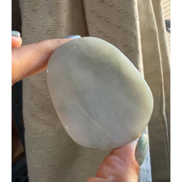 天然A貨緬甸玉 膠潤油青灰前途似錦節節高升翡翠兔牌 一刀切牌形 透光膠潤底妝 有水頭帶灰底-細節圖6