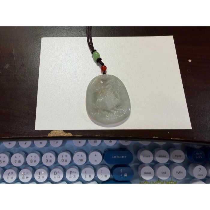 天然A貨緬甸玉 膠潤油青灰前途似錦節節高升翡翠兔牌 一刀切牌形 透光膠潤底妝 有水頭帶灰底-細節圖11