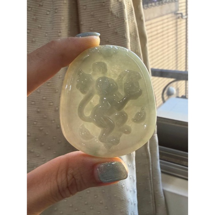 天然A貨緬甸玉 膠潤油青灰福祿猴翡翠玉牌 一刀切牌形 透光膠潤底妝 有水頭帶灰底-細節圖7