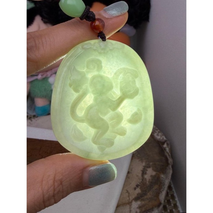 天然A貨緬甸玉 膠潤油青灰福祿猴翡翠玉牌 一刀切牌形 透光膠潤底妝 有水頭帶灰底-細節圖8