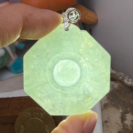 天然A貨緬甸玉 冰晴水藏金太極八卦翡翠玉墜 起冰厚度足透手老冰料 滿晴底色近白-細節圖9